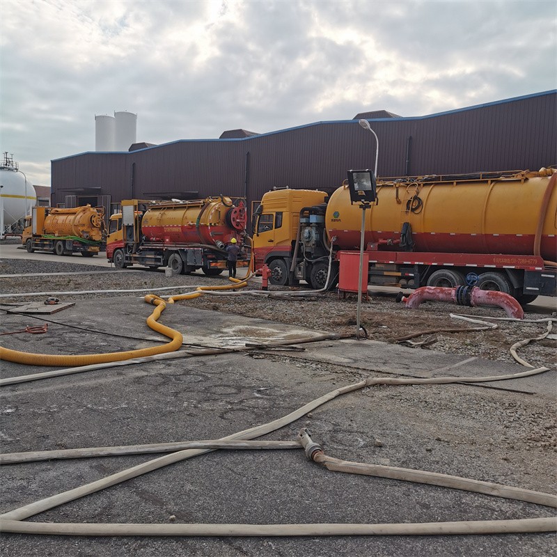 泰和污水池清理